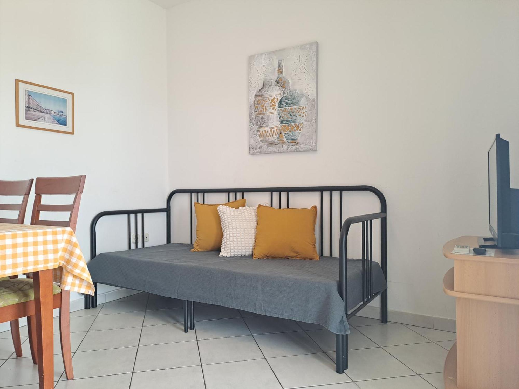 Apartament Franco *
